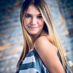 Meet your Posher, Olivia